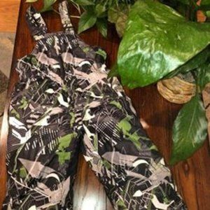 Uni- Sex Snowsuit Design